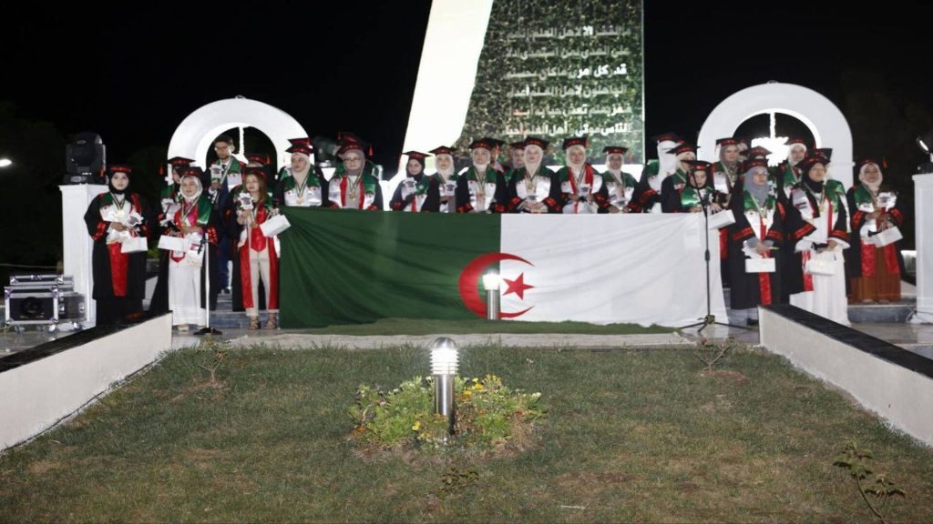 515743300_748108124396373_831425 (1) (1)