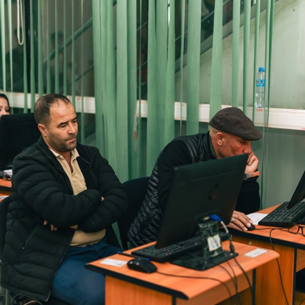 581686760_854482193758965_1644890634815874698_n