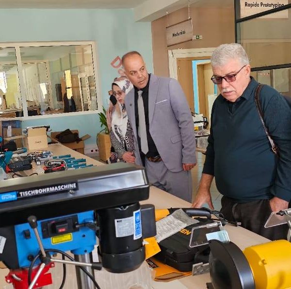 597857984_877119698161881_7785612856265457948_n