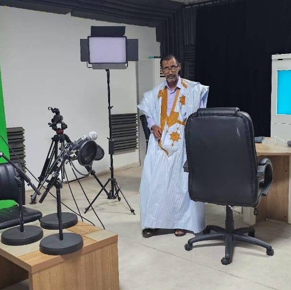 598664905_877119608161890_241646302920515674_n