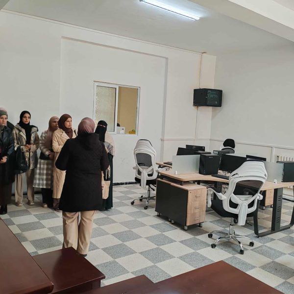 7916da9f-1b75-4efe-979b-1da51d0ca043