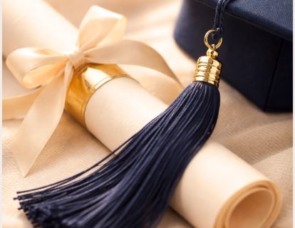 Graduation Party Ideas_ Invitations, Decor & Thank You Cards